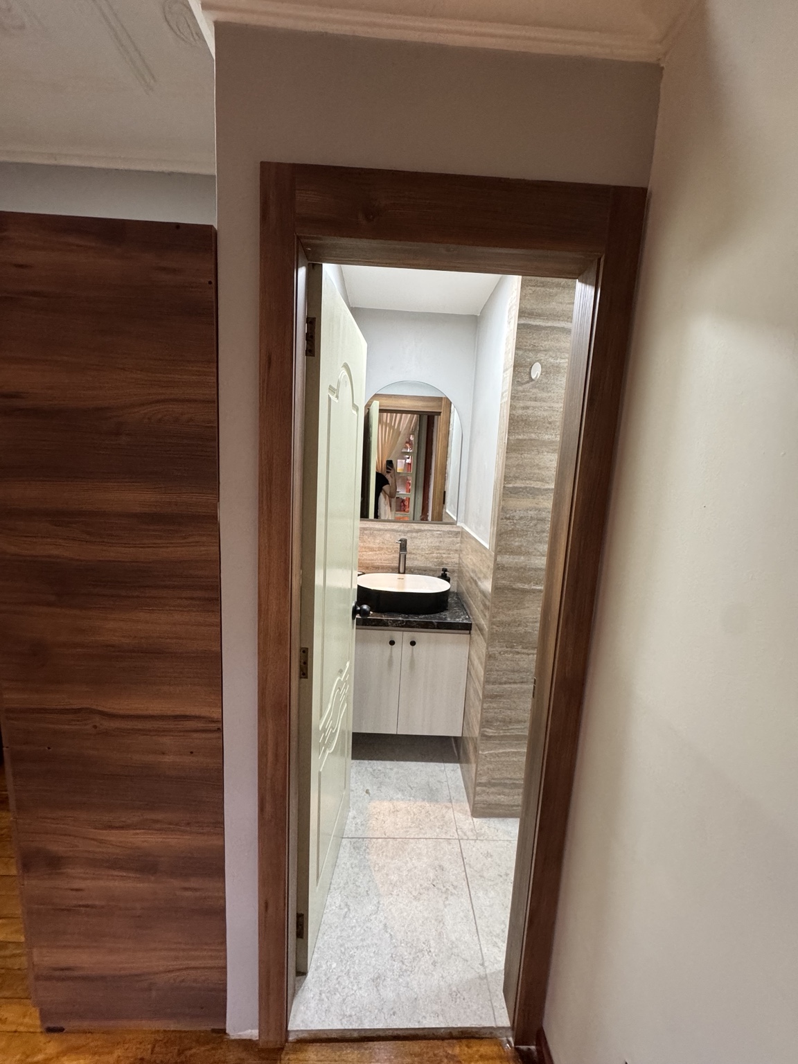 Acceso al baño desde la habitación